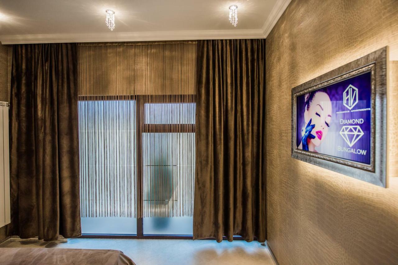 H & V Residence - Diamond Bungalow Apartment Arad Exterior foto